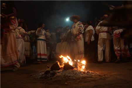 Mestizos Huicholes (2016) Online