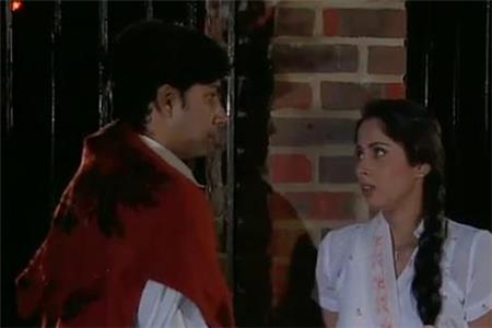 Des Main Nikla Hoga Chand Episode #1.6 (2001–2005) Online