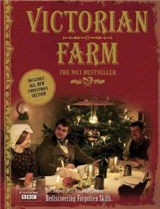 Victorian Farm Christmas  Online