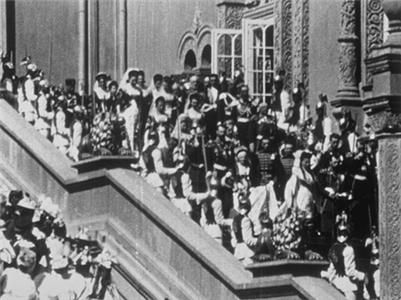 Couronnement du Czar: Les Souverains et les Invités se rendant au sacre (escalier rouge) (1896) Online