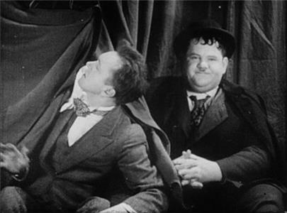 Ontic Antics Starring Laurel and Hardy; Bye, Molly! (2006) Online