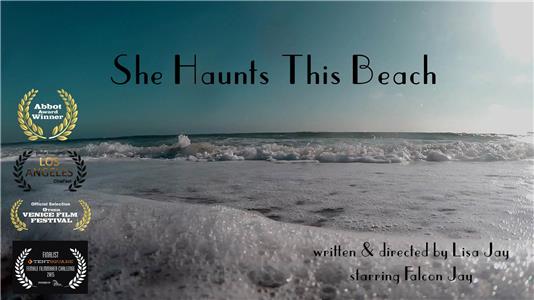She Haunts This Beach (2015) Online